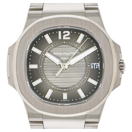 Patek Philippe Nautilus 32mm 7011/1G-001 18K White Gold Women's Watch